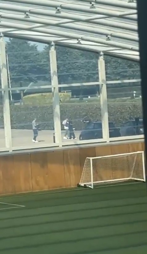 轉(zhuǎn)會在即！記者：庫杜斯現(xiàn)身熱刺訓(xùn)練場