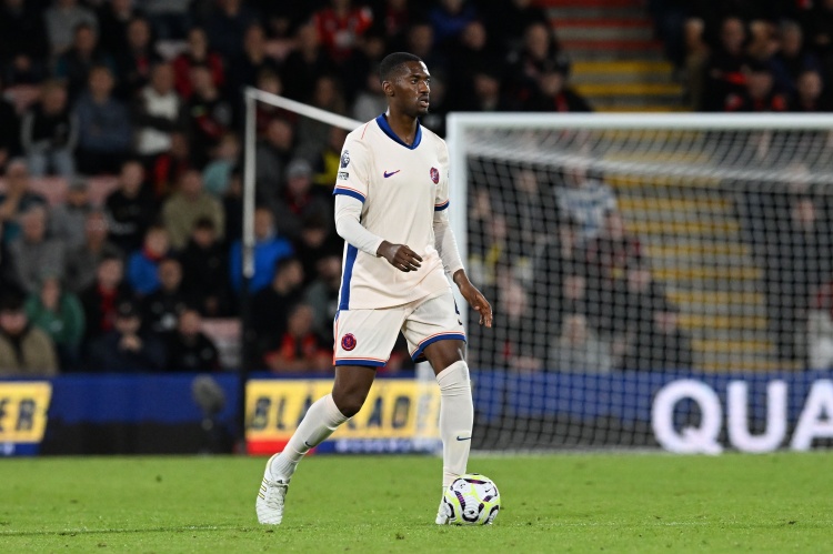 阿達(dá)拉比奧尤：馬雷斯卡很注意給我們安排休息，佩德羅已完全融入