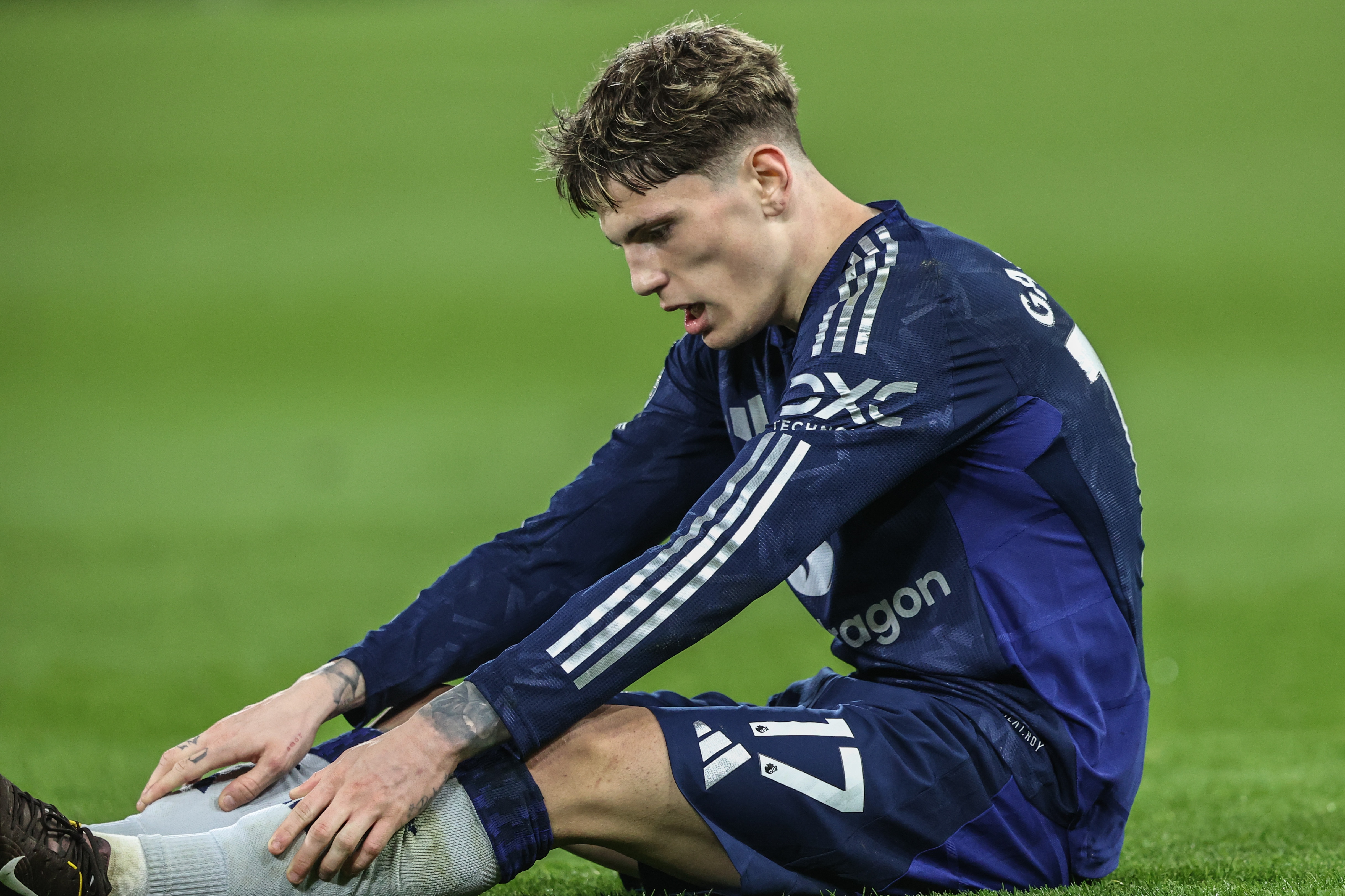 得打折！英媒：曼聯(lián)將降低對加納喬5000萬鎊要價，維拉是熱門下家