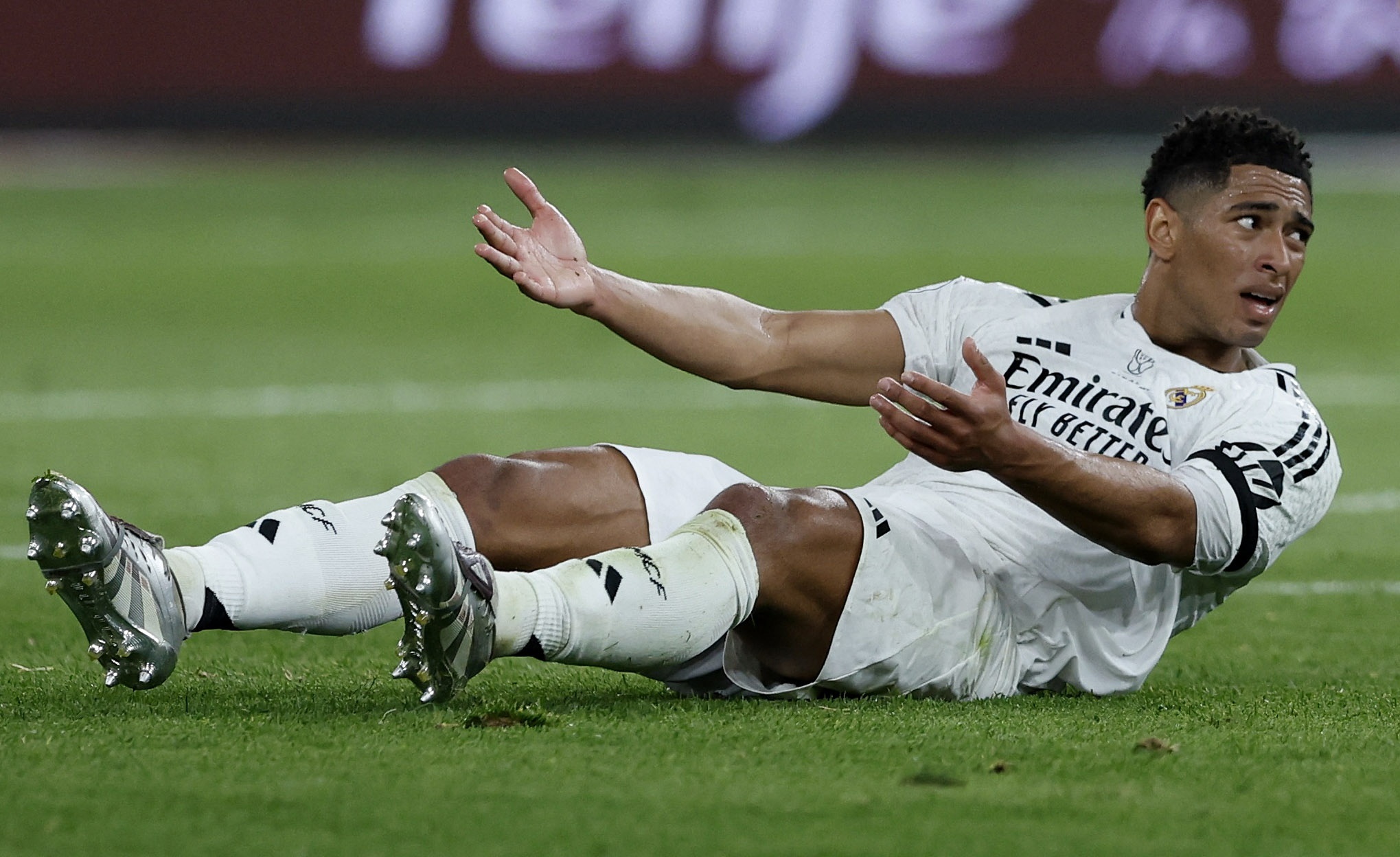 醫(yī)生：貝林厄姆要2到4個(gè)月來恢復(fù)，預(yù)計(jì)秋天復(fù)出&年底達(dá)最佳狀態(tài)