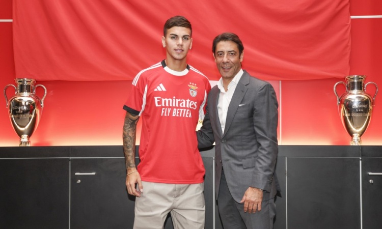 官方：本菲卡300萬歐租借維拉中場巴雷內(nèi)切亞，買斷費1200萬歐