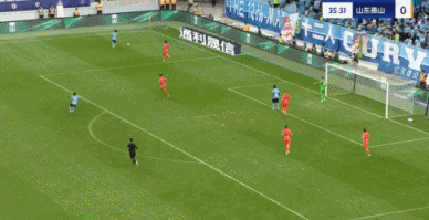 記者：泰山的進(jìn)攻體系坍塌已久 身體狀態(tài)方面感覺也不如對手