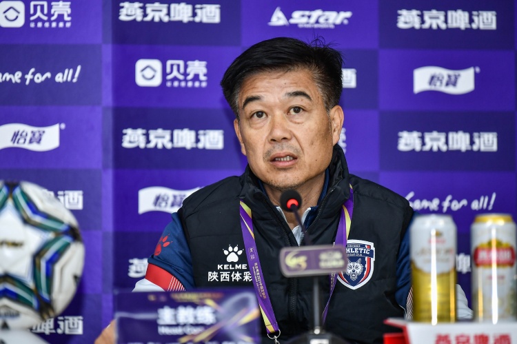 媒體人：廣州豹沒(méi)有立刻選新帥意思，馮峰代理執(zhí)教時(shí)間或半賽季