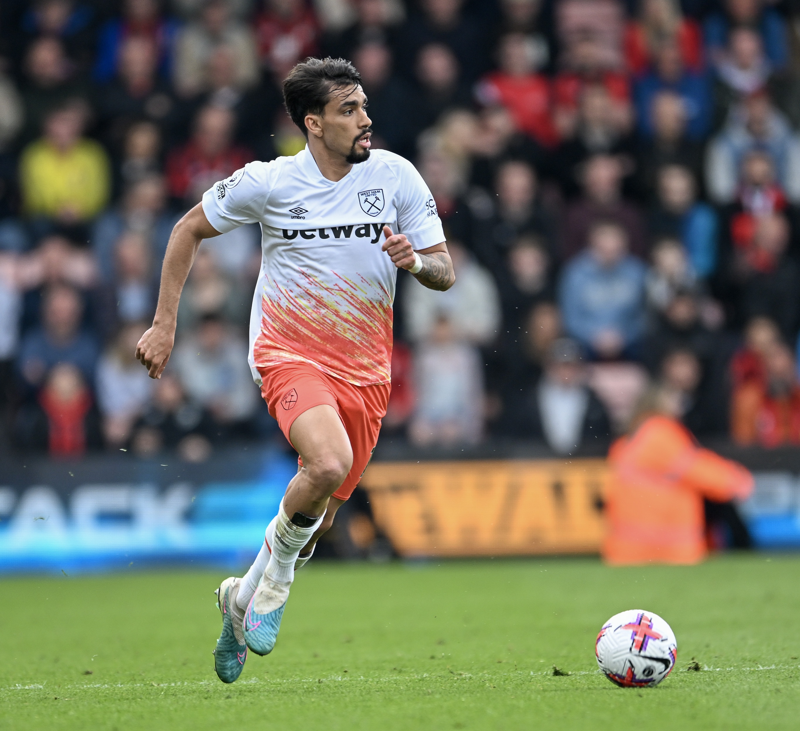 西漢姆副主席：帕奎塔今夏將留隊(duì)，正努力解決球隊(duì)中場的問題