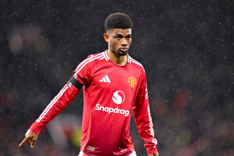 記者談曼聯(lián)首發(fā)：阿瑪?shù)绿嫜a(bǔ)有些意外，球迷會(huì)失望塞斯科未首發(fā)