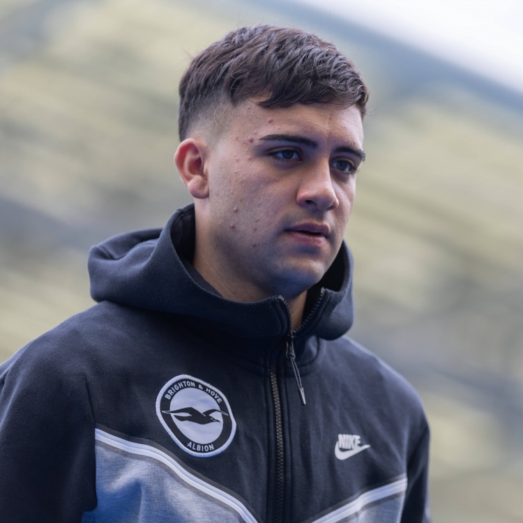 德天空：藥廠在和布萊頓談布納諾特，多特也在競(jìng)爭&報(bào)價(jià)埃切維里