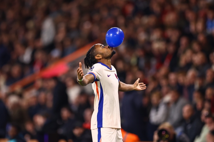 羅馬諾：切爾西堅持恩昆庫要永久轉(zhuǎn)會&拜仁想租+買斷，雙方還在談