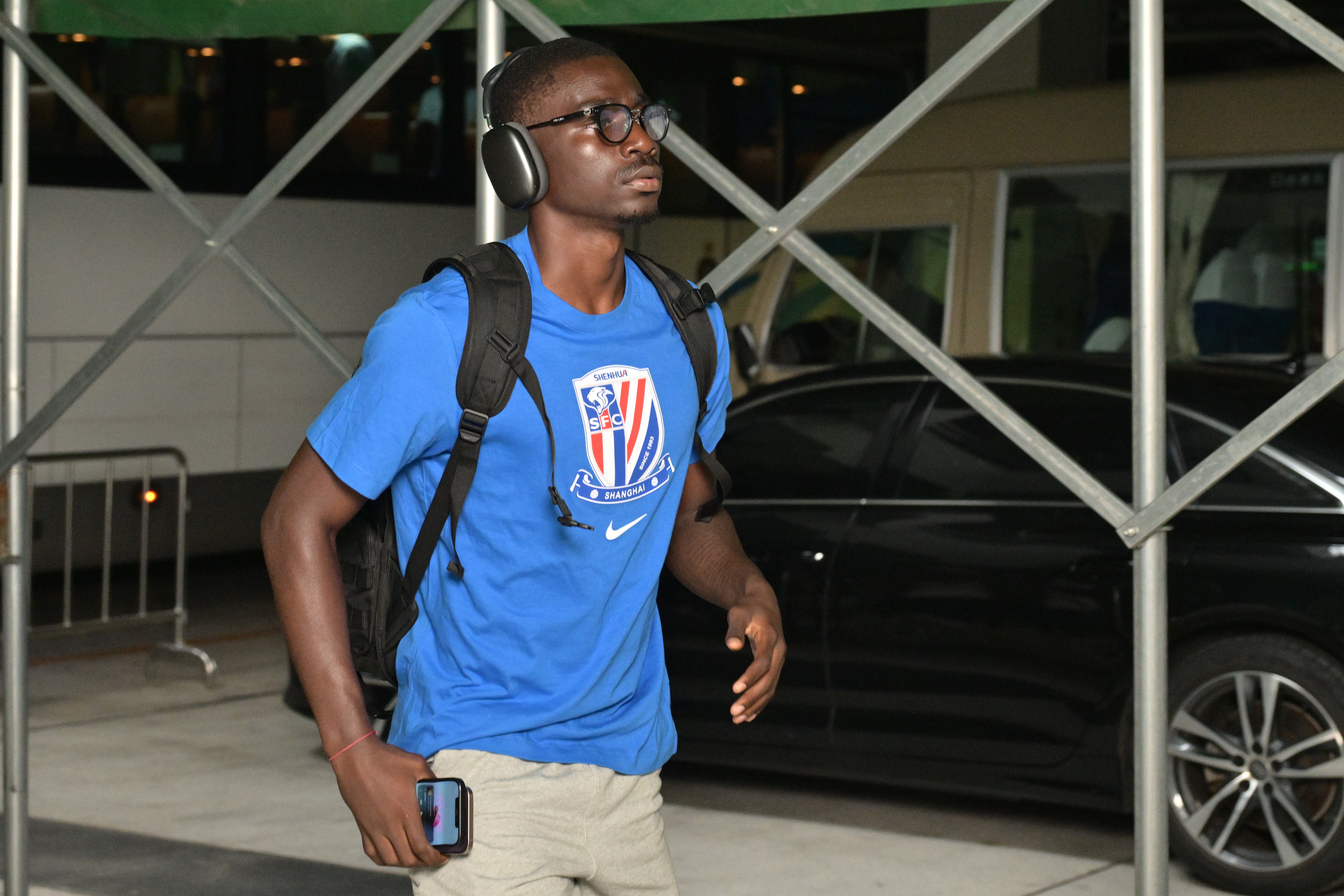 1+1為何小于2？記者：阿蘇埃路易斯基本各自為戰(zhàn)，未形成化學(xué)反應(yīng)