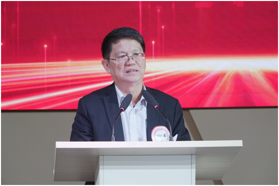 海南省宋慶齡宋耀如研究會(huì)會(huì)長陳封椿致辭。符敦孝攝